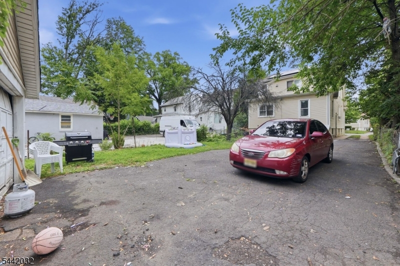 55 Schaefer Rd