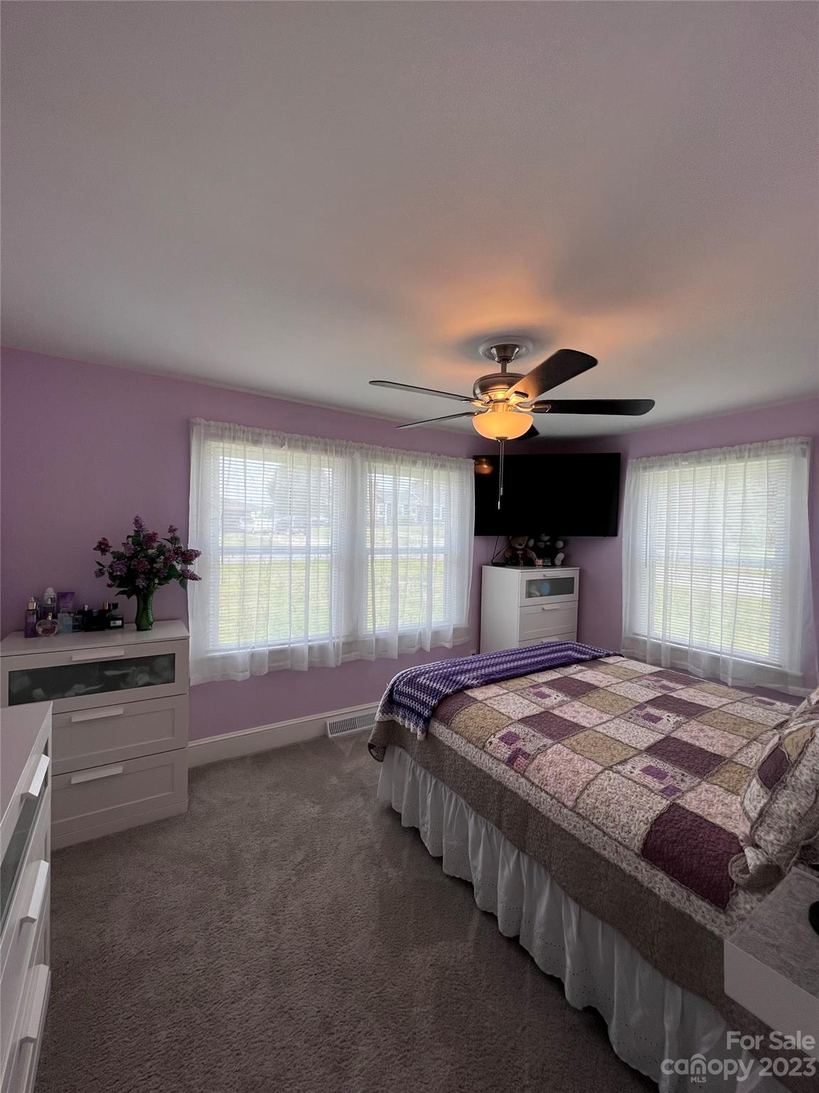 701 Skyland Drive N