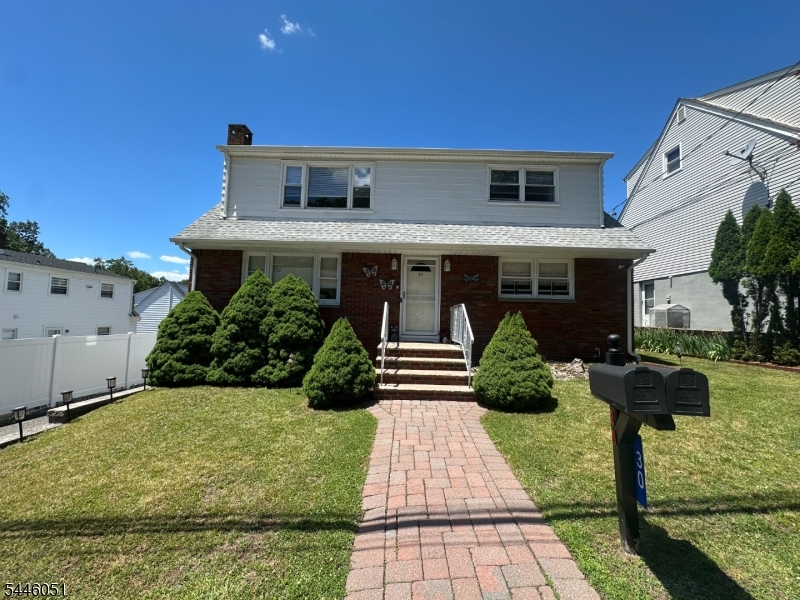30 Garden Ave
