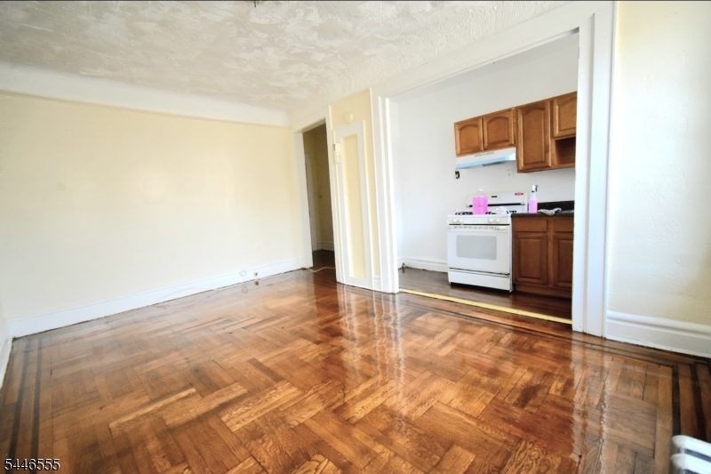 161 Augusta St B8