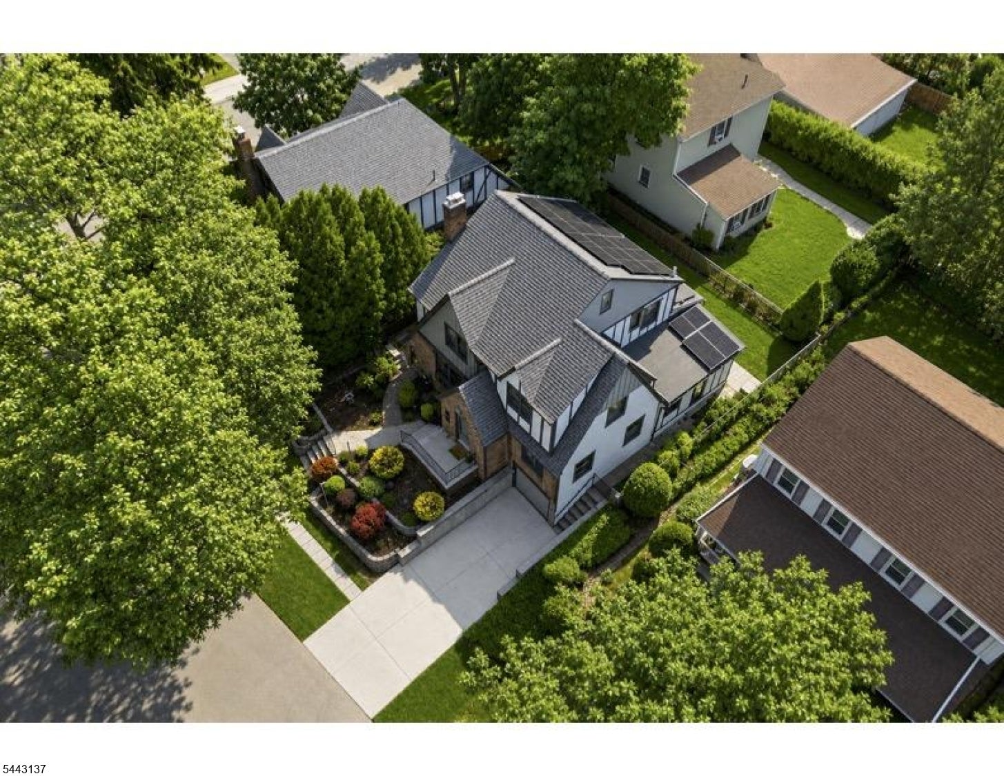 23 PARK DRIVE