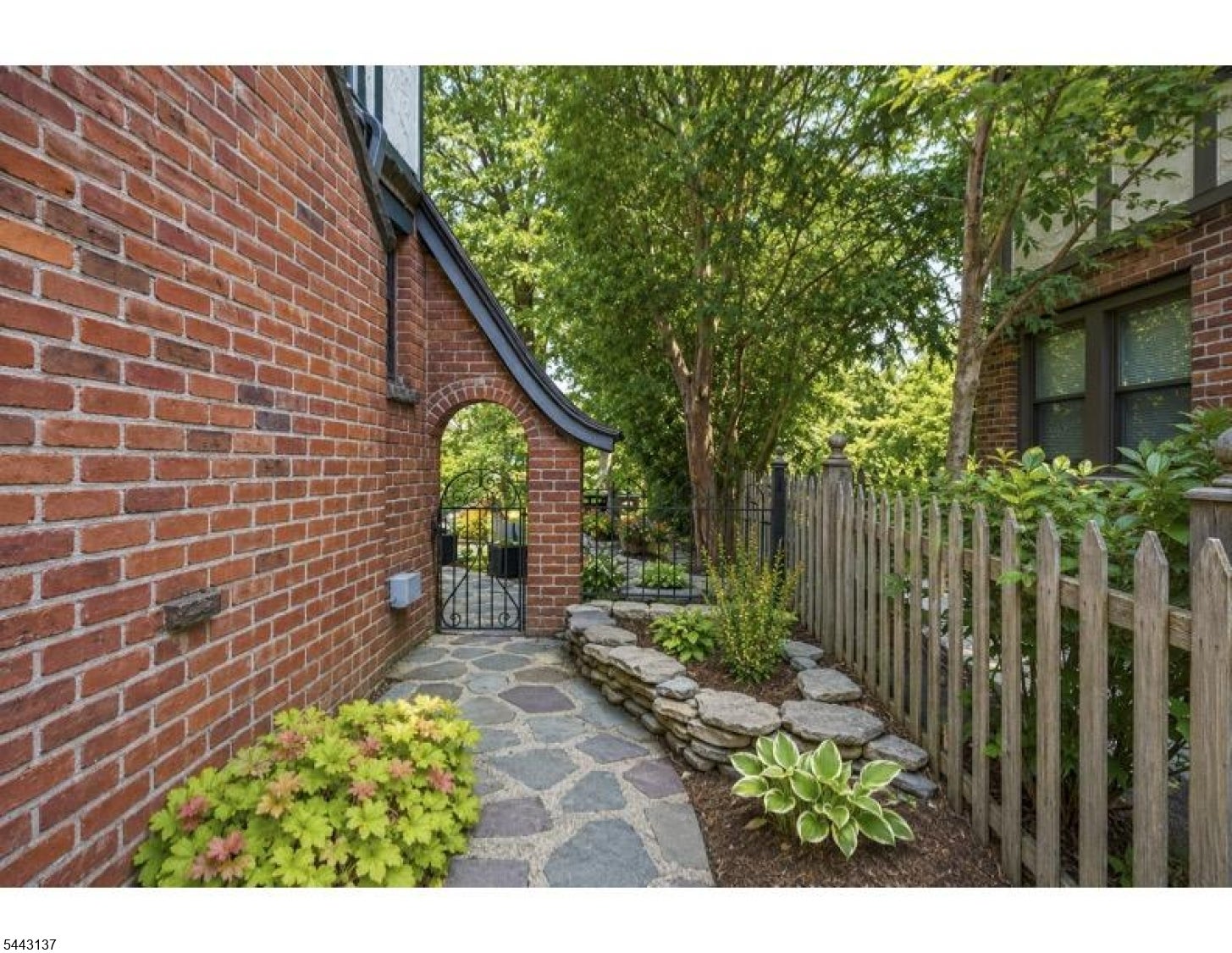 23 PARK DRIVE
