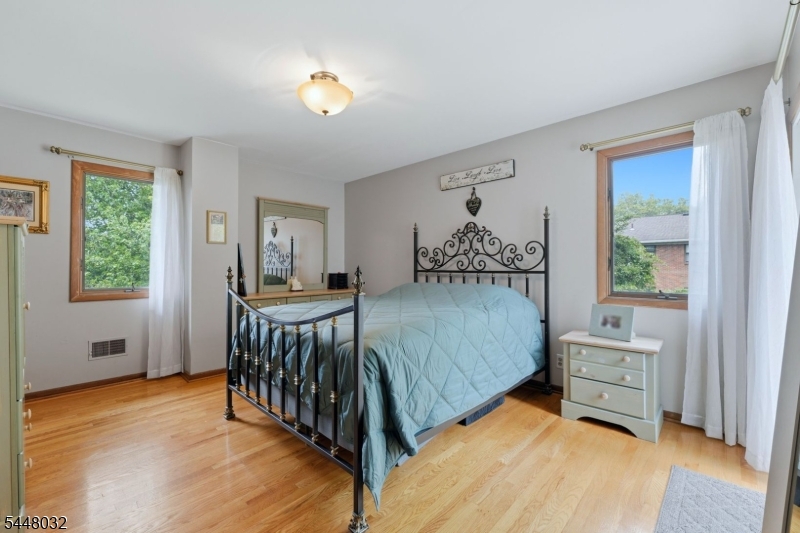 63 Stewart Ave