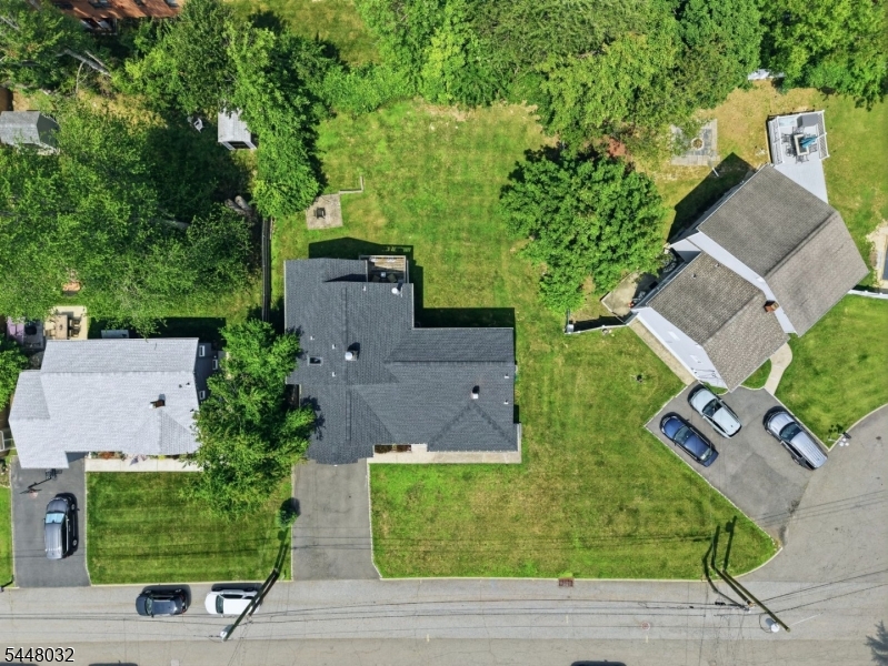 63 Stewart Ave