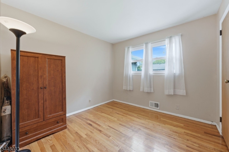 63 Stewart Ave