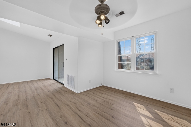 204C Sierra Ct