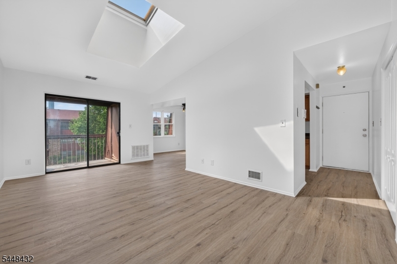 204C Sierra Ct
