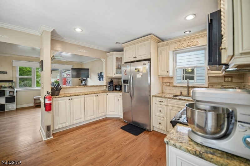 48 Merkel Dr