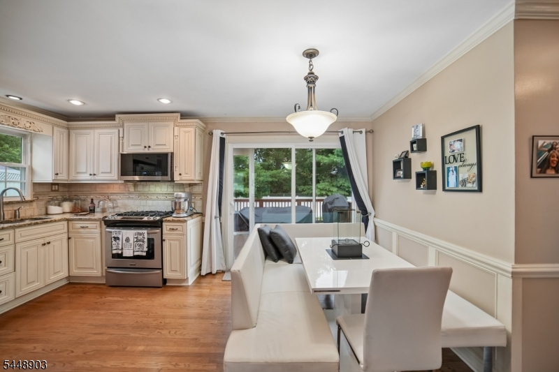 48 Merkel Dr