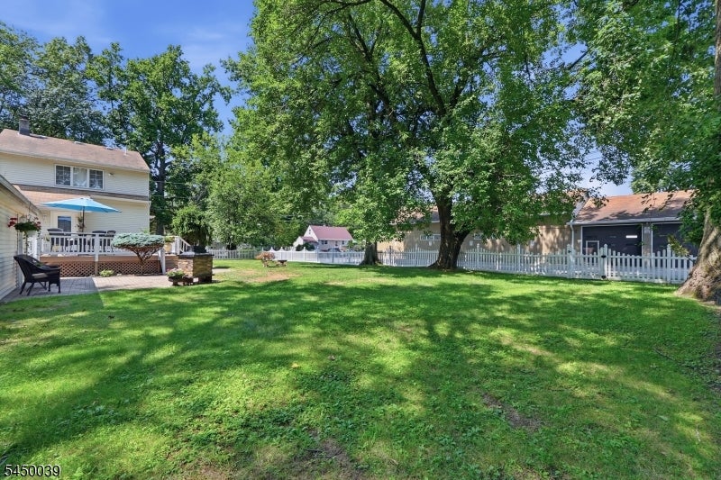 442 Riverview Dr