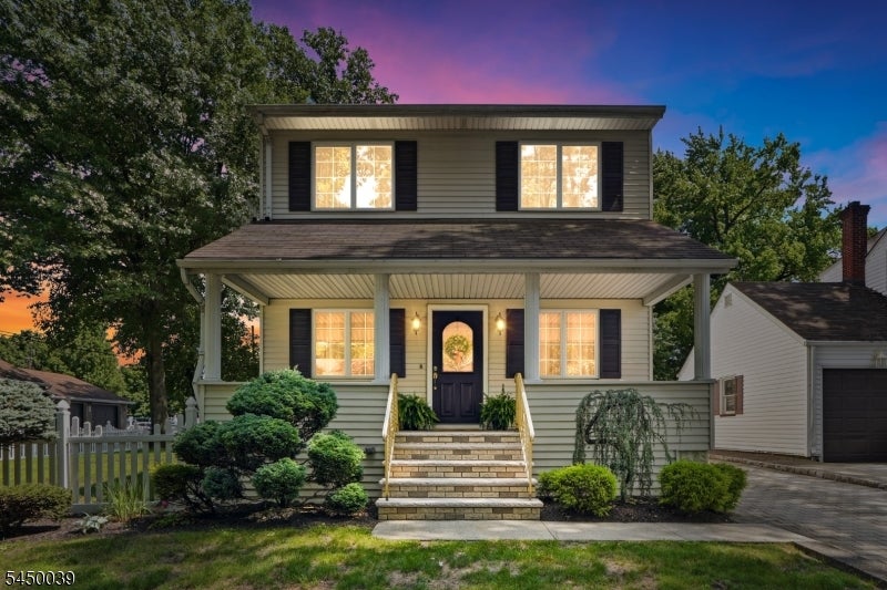 442 Riverview Dr