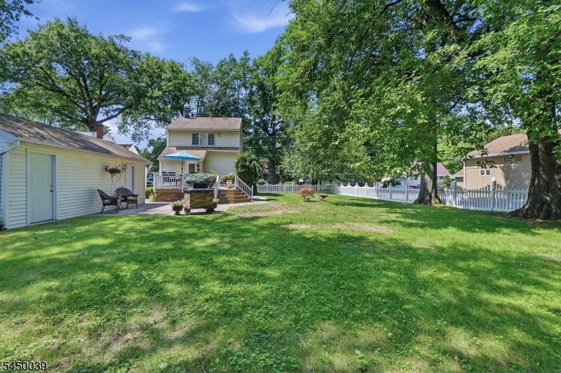 442 Riverview Dr