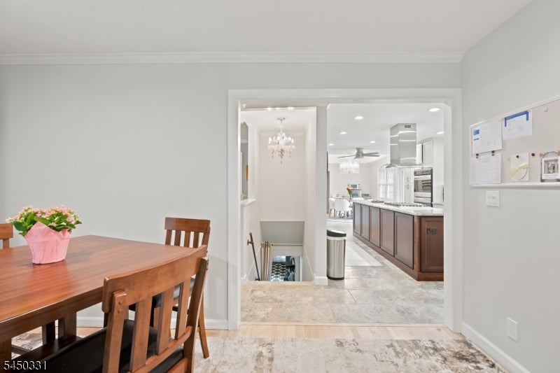 35 Mercier Pl