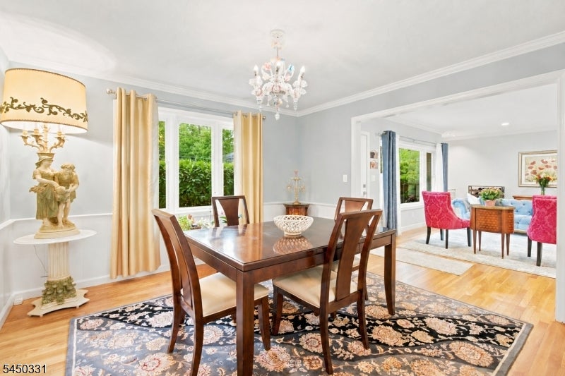 35 Mercier Pl