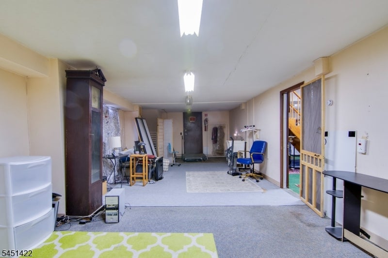 160 Sherman Ave