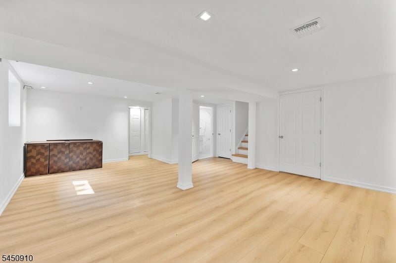 226 Haworth Ave