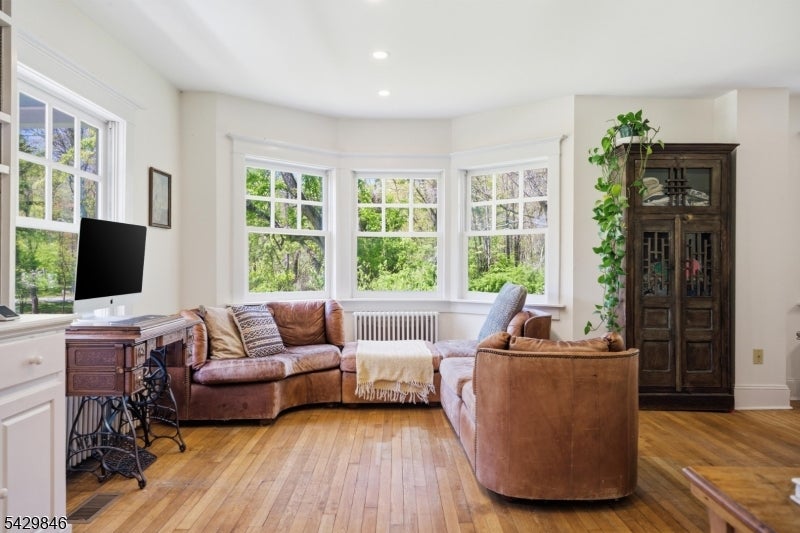 12 COLD SPRINGS ROAD