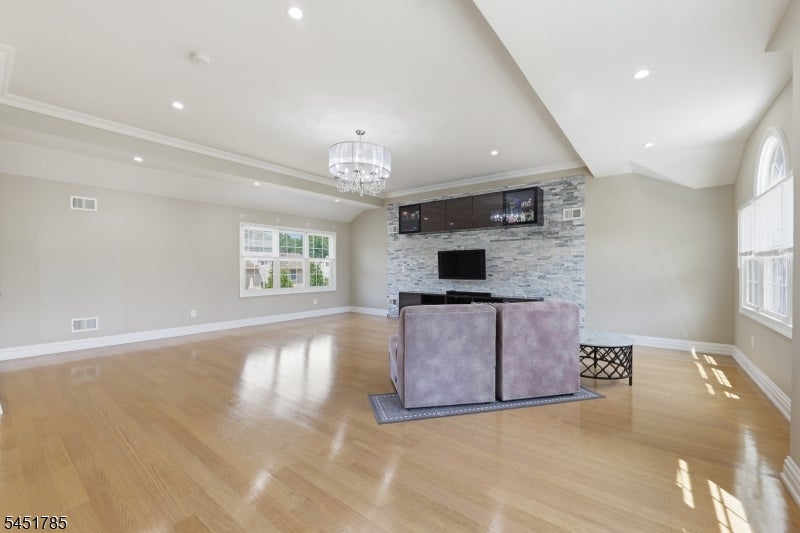 152 Boulevard