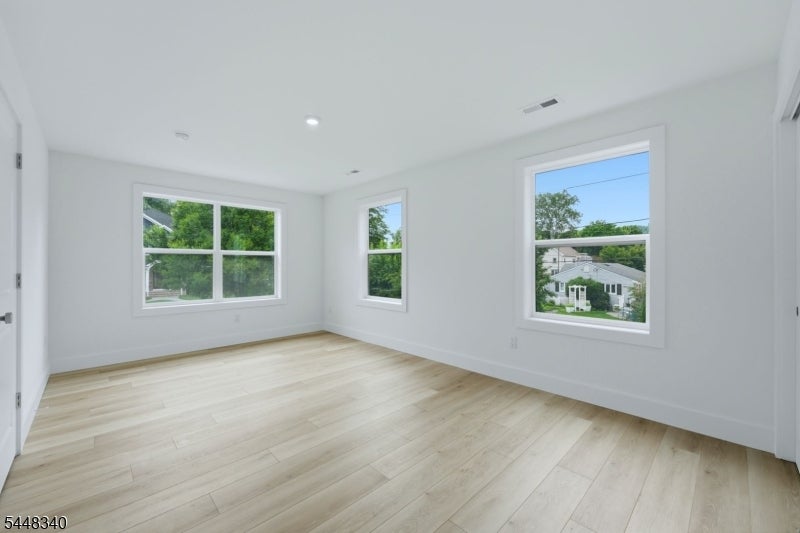126 Fieldstone Dr