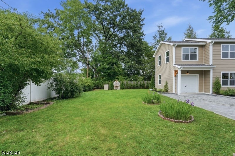 126 Fieldstone Dr