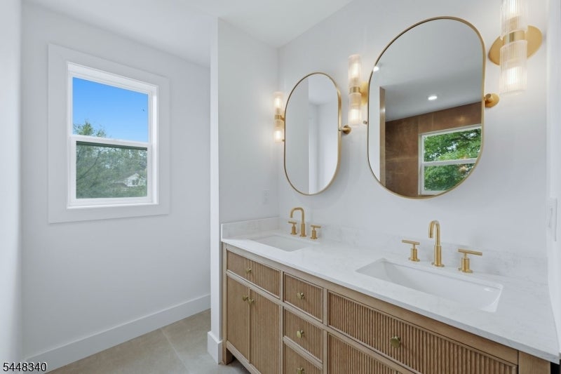 126 Fieldstone Dr
