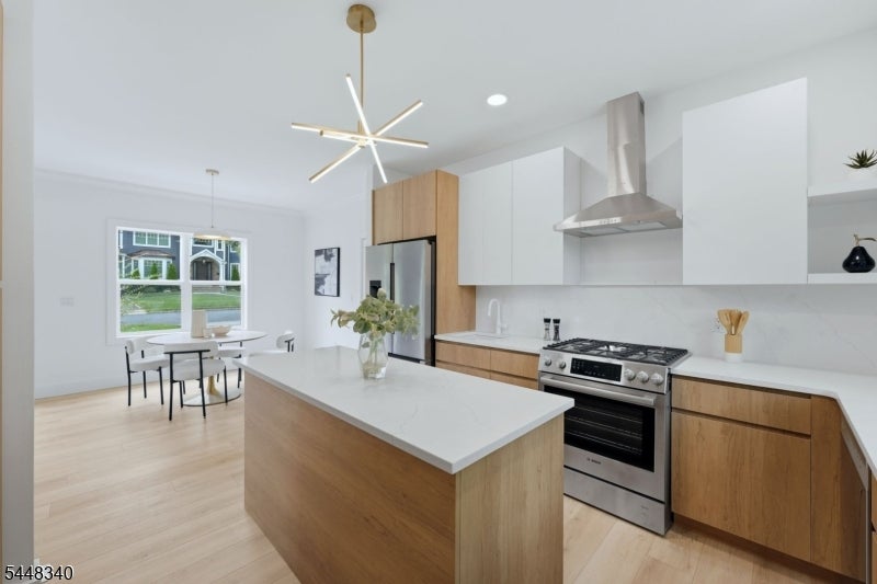 126 Fieldstone Dr