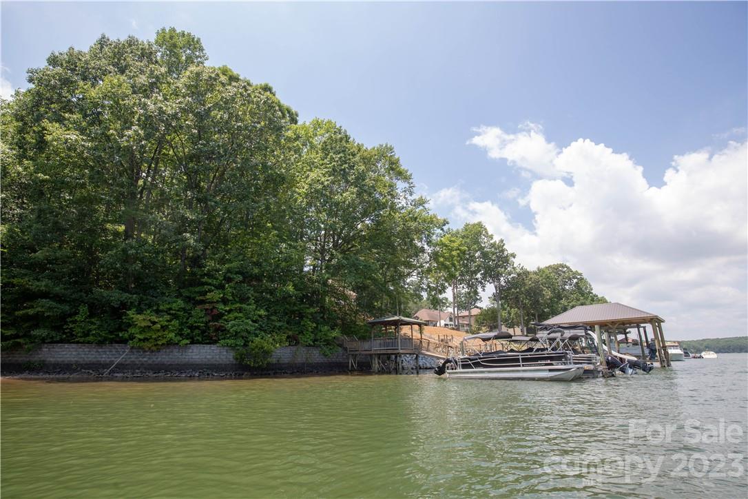 152 Pinnacle Lane