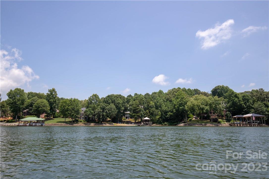 152 Pinnacle Lane
