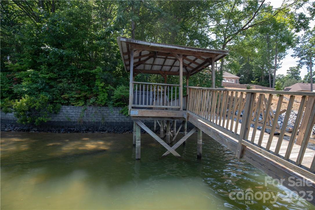 152 Pinnacle Lane