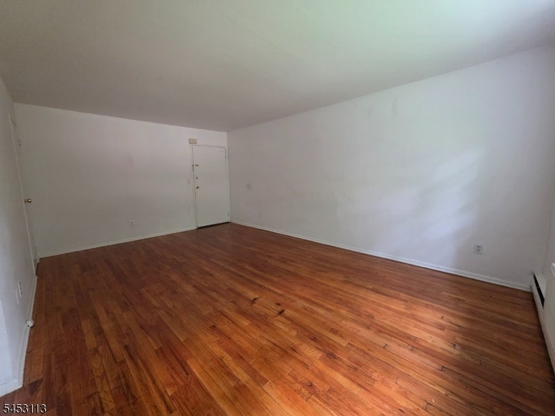 87 Elm Rd