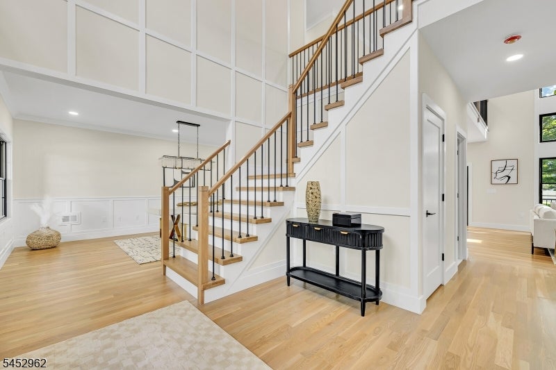 275 Beachwood Rd