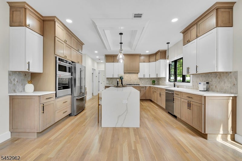 275 Beachwood Rd