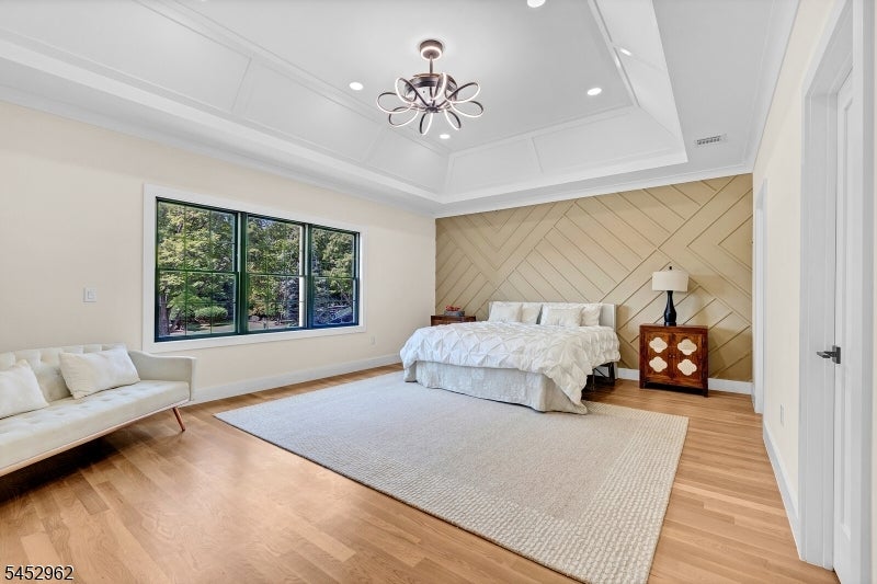 275 Beachwood Rd
