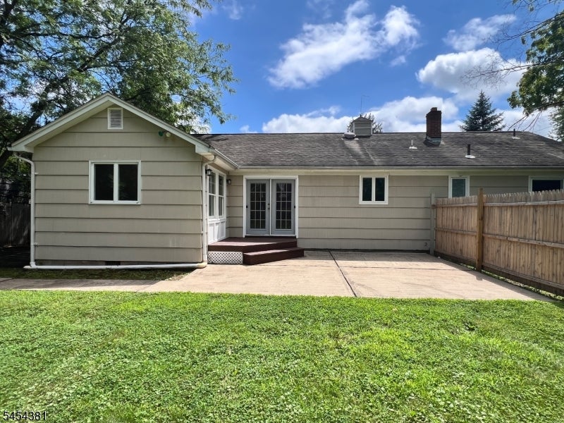 1 Alanon St