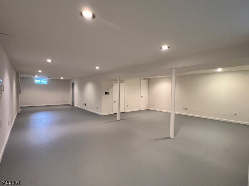 1 Alanon St