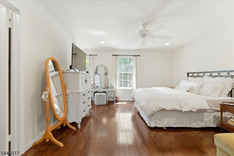 26 Alameda Ct