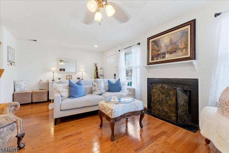 26 Alameda Ct