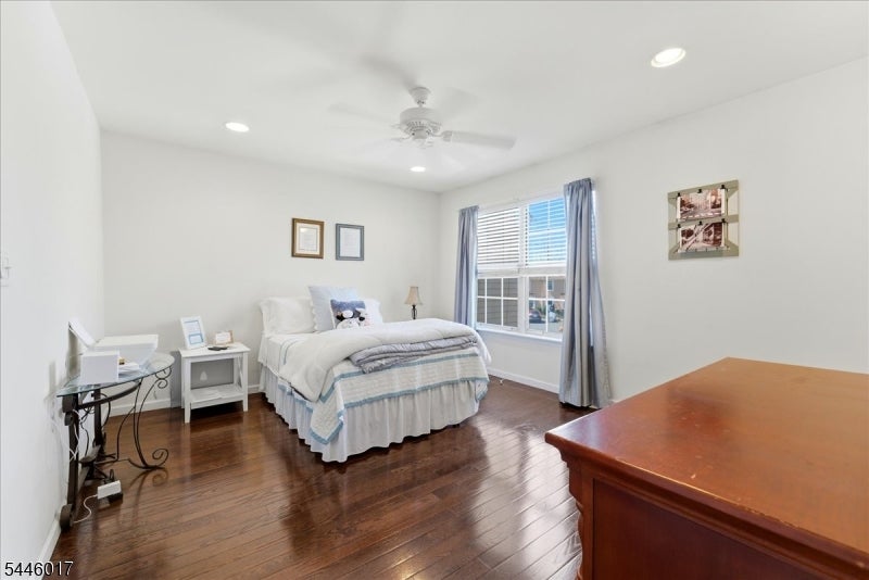 26 Alameda Ct