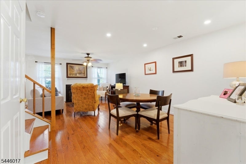 26 Alameda Ct