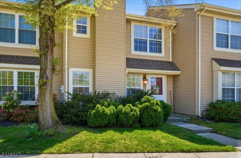 26 Alameda Ct