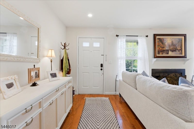 26 Alameda Ct