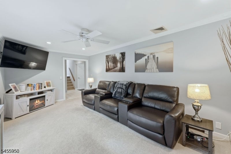 21 Tuscan Pl