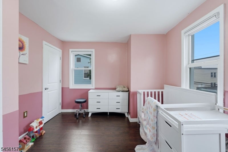 246 W 19Th Ave