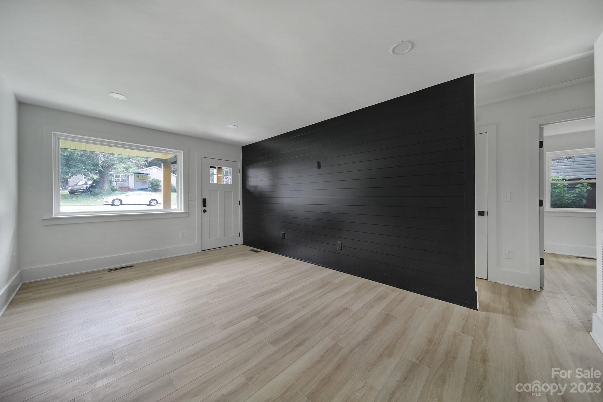 2318 Marlowe Avenue Unit: A & B