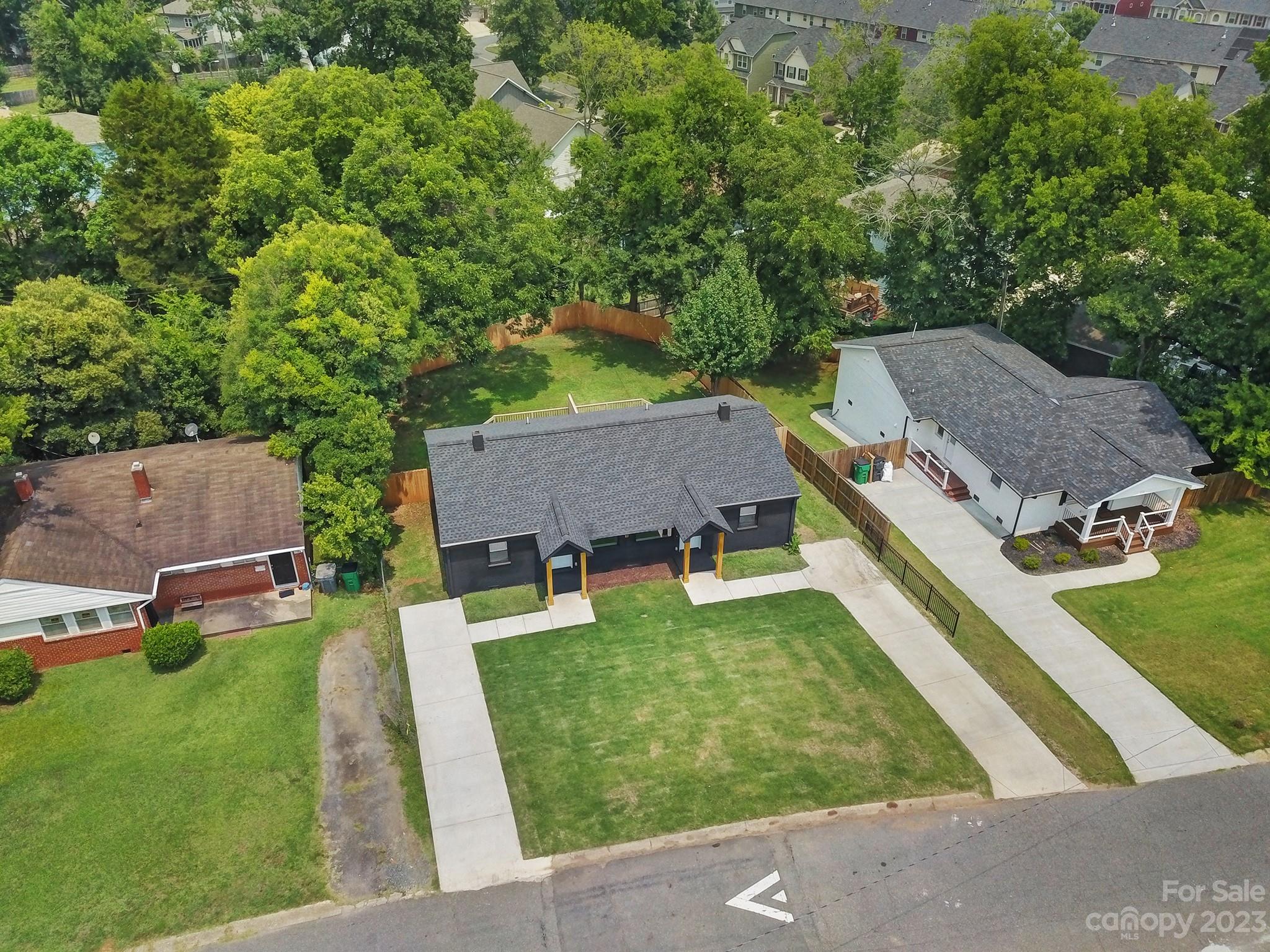 2318 Marlowe Avenue Unit: A & B