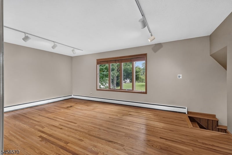 42 Hanover Pl