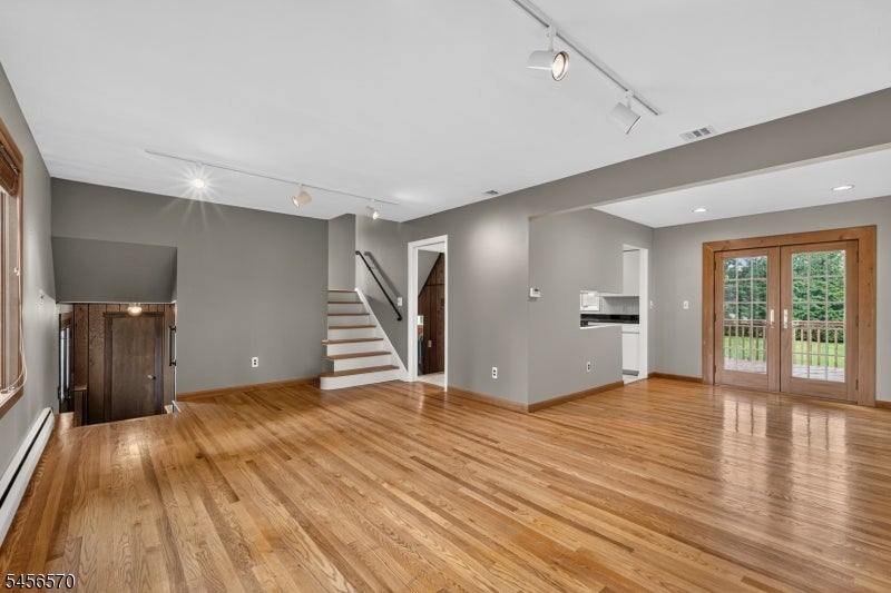 42 Hanover Pl