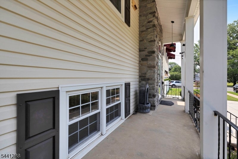 111 Walton Ave