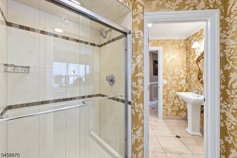 3 Alexandria Dr