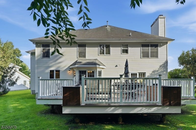 3 Alexandria Dr